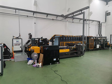 Projet de Bangkok : Mise à jour de l'automatisation de la ligne de membranes en butyle